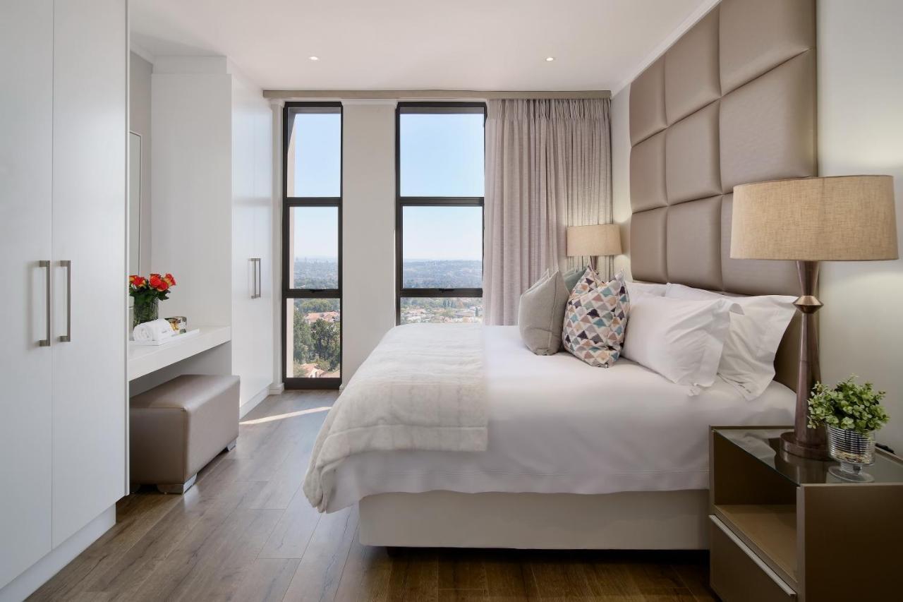 Masingita Towers Executive Suite Йоханнесбург Экстерьер фото