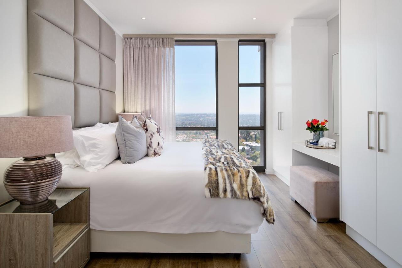 Masingita Towers Executive Suite Йоханнесбург Экстерьер фото