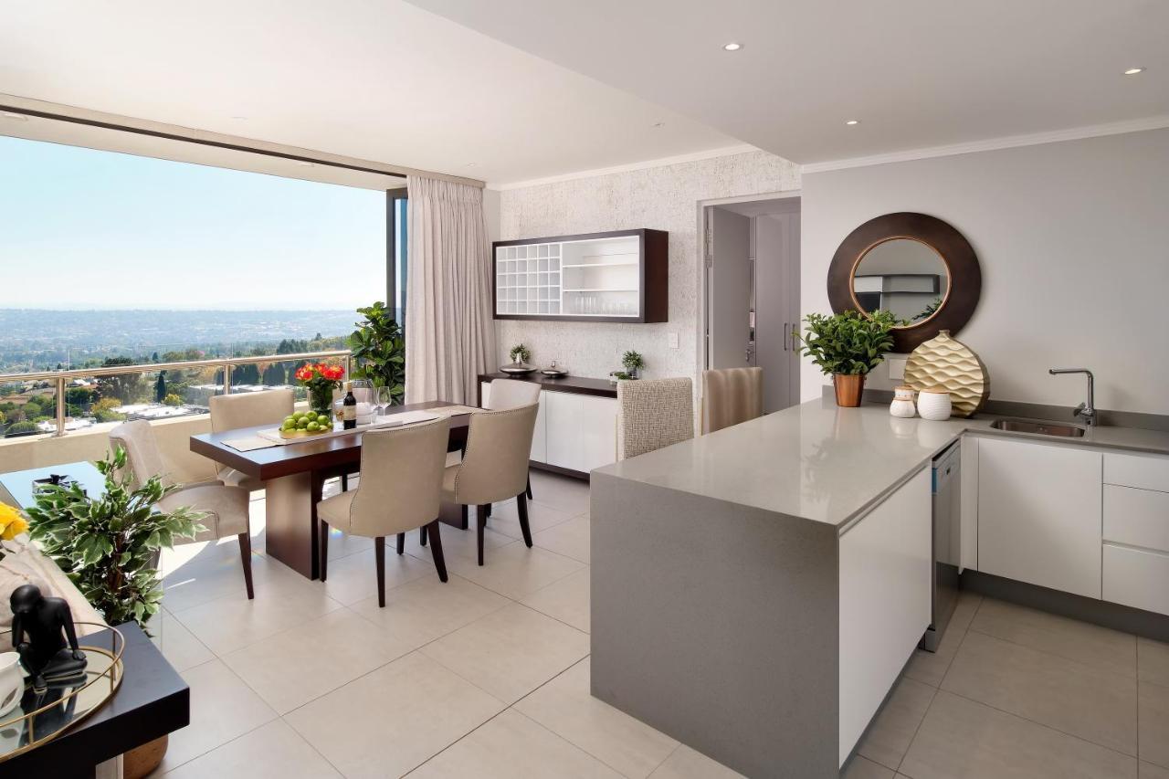 Masingita Towers Executive Suite Йоханнесбург Экстерьер фото