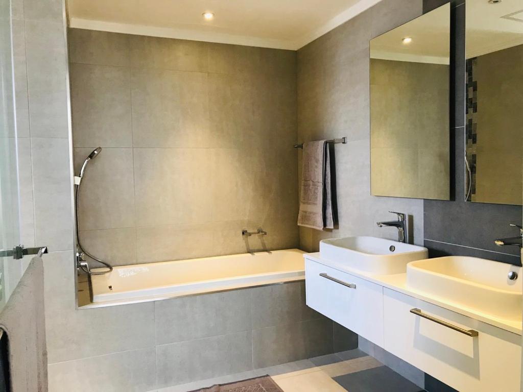 Masingita Towers Executive Suite Йоханнесбург Экстерьер фото